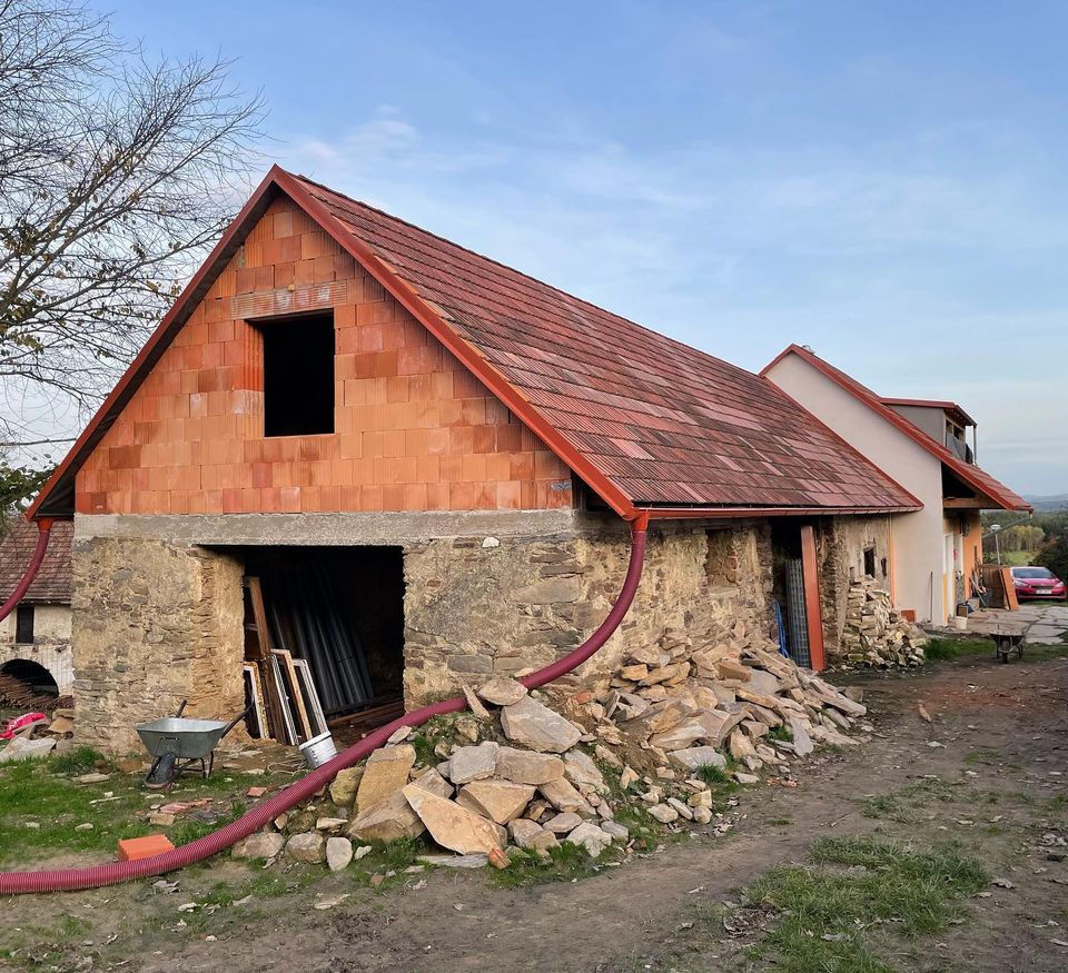 Máme hotový střechy